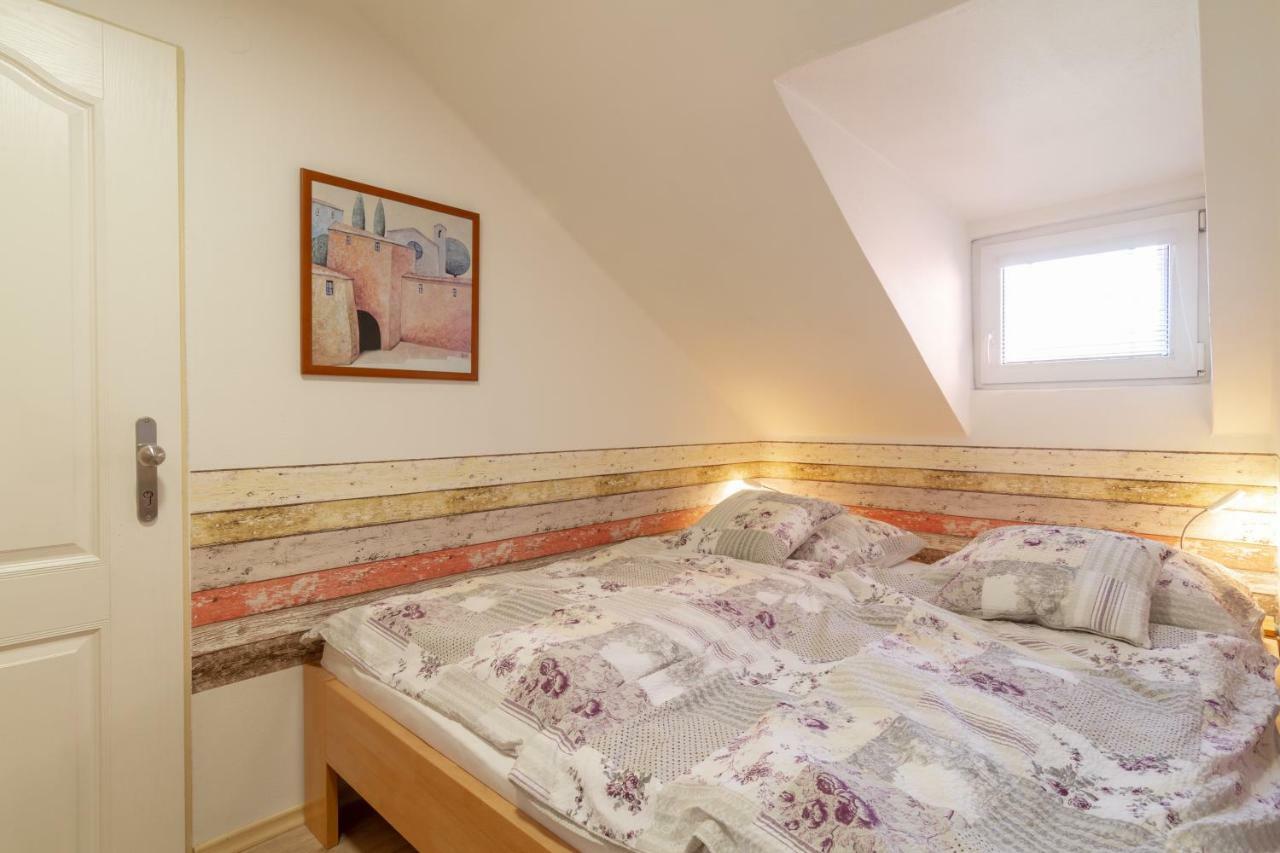 Apartmany U Nemocnice Τσέσκε Μπουντεγιόβιτσε Εξωτερικό φωτογραφία